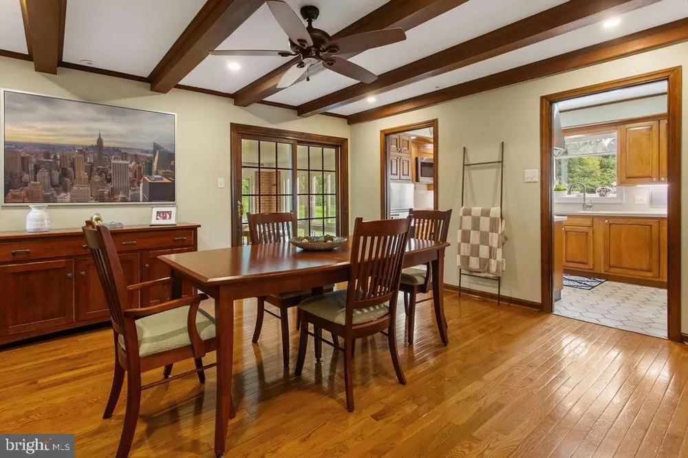 1545 VALLEY ROAD Lancaster, PA 17603