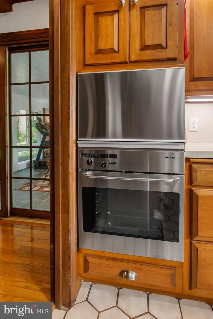 1545 VALLEY ROAD Lancaster, PA 17603