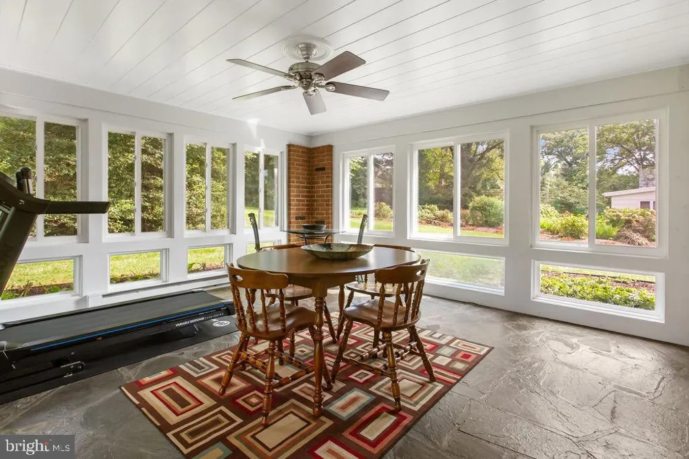 1545 VALLEY ROAD Lancaster, PA 17603