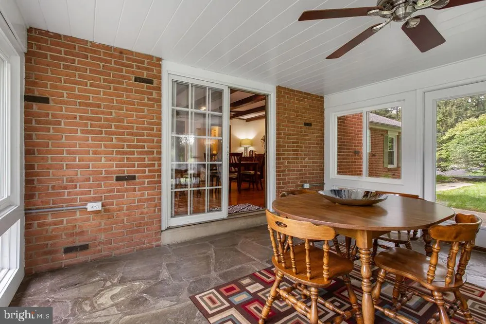 1545 VALLEY ROAD Lancaster, PA 17603