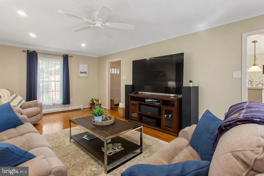 1545 VALLEY ROAD Lancaster, PA 17603