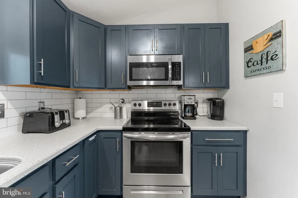 781 GLEBE ROAD Montross, VA 22520