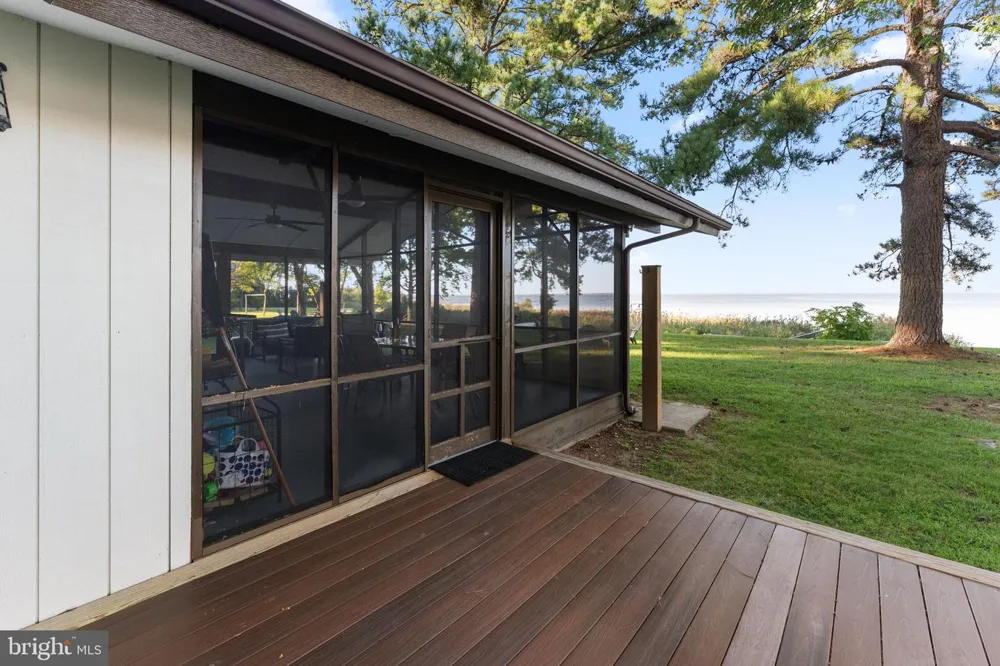 781 GLEBE ROAD Montross, VA 22520