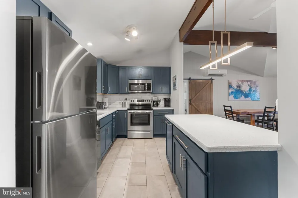 781 GLEBE ROAD Montross, VA 22520