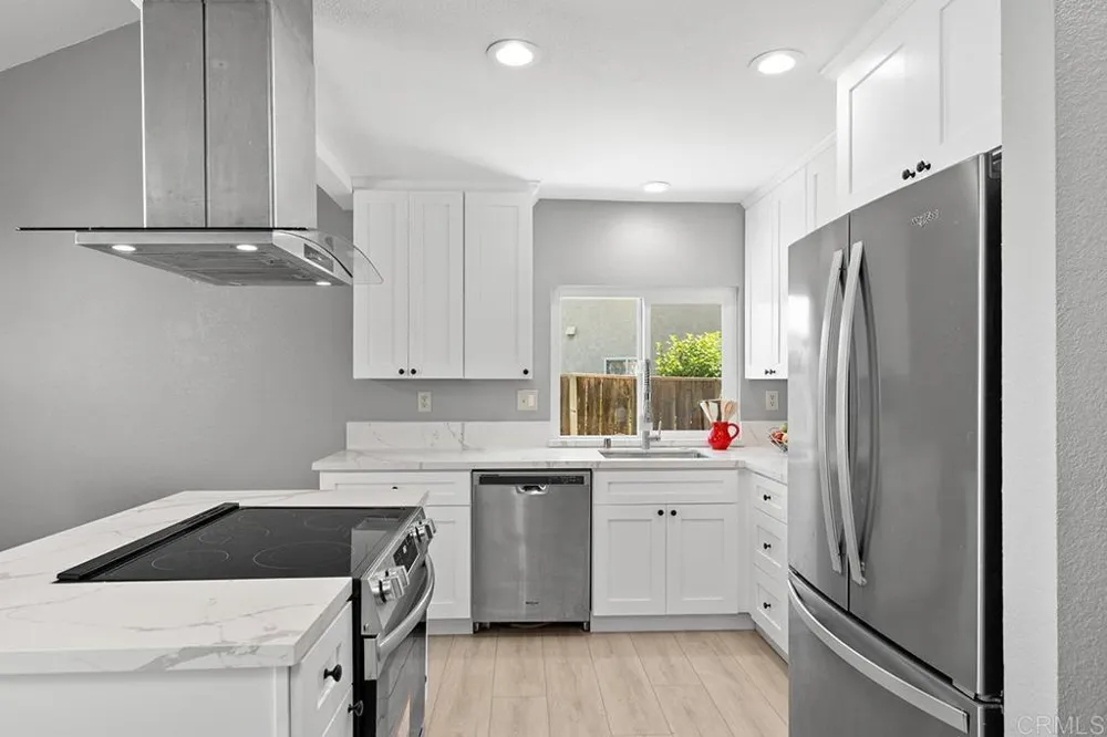 7290 Oakham Way San Diego, CA 92139