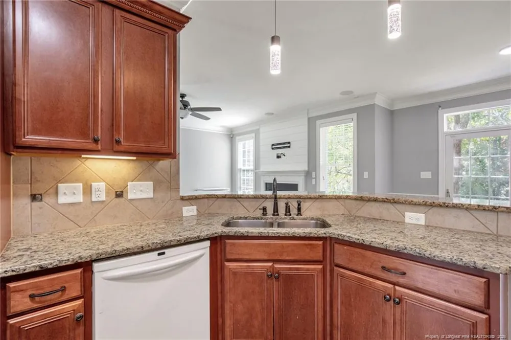 2916 Deep Channel Court Fayetteville, NC 28306