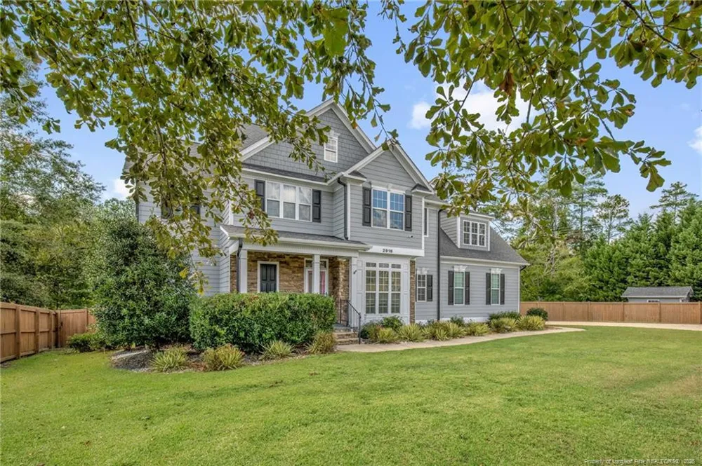 2916 Deep Channel Court Fayetteville, NC 28306