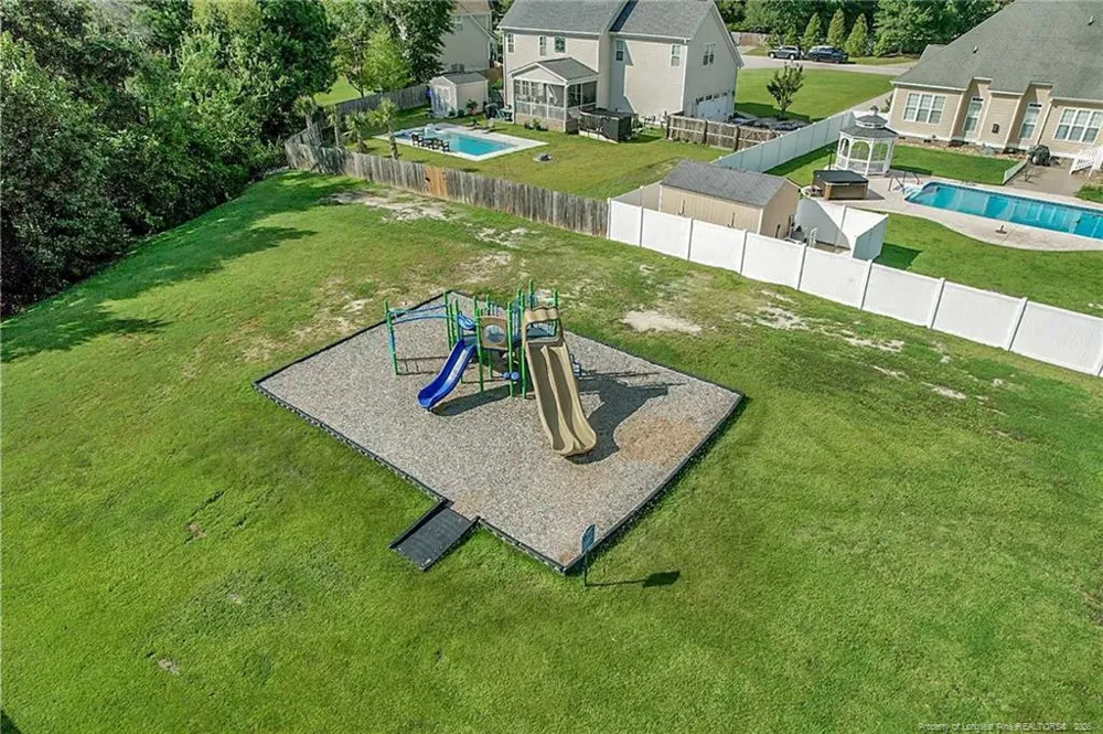 2916 Deep Channel Court Fayetteville, NC 28306