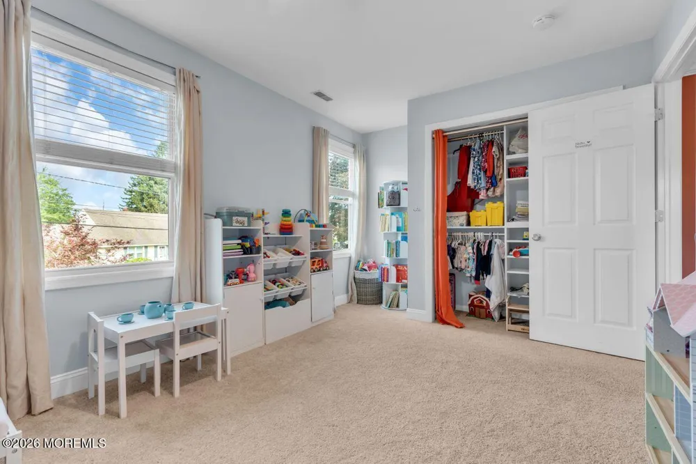8 Highview Road East Brunswick, NJ 08816