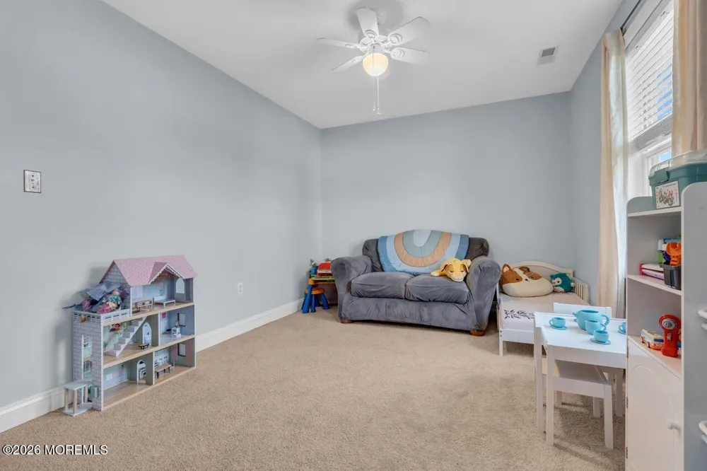 8 Highview Road East Brunswick, NJ 08816