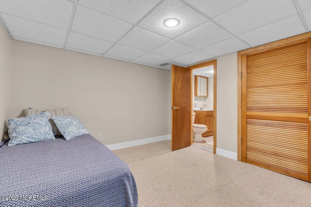 8 Highview Road East Brunswick, NJ 08816