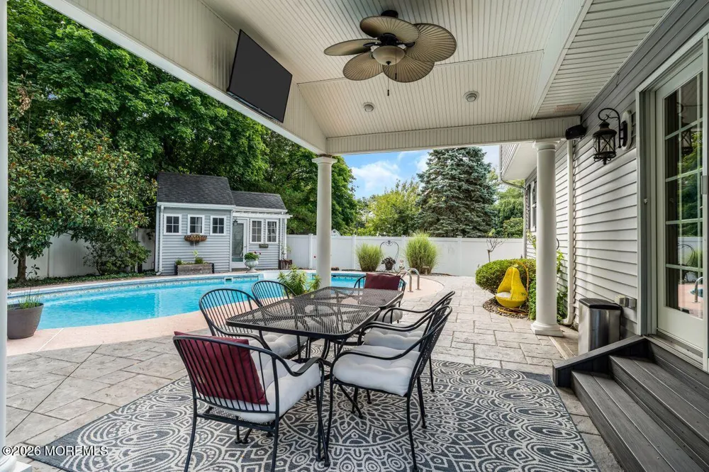 8 Highview Road East Brunswick, NJ 08816