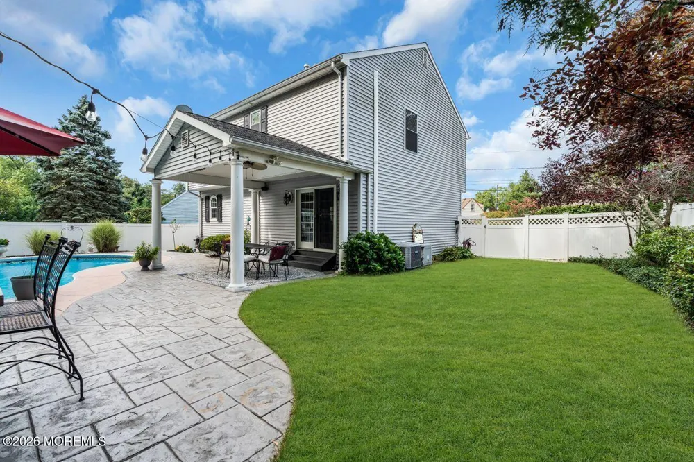 8 Highview Road East Brunswick, NJ 08816