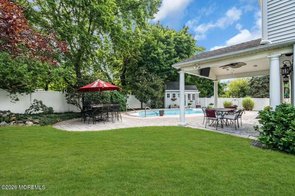 8 Highview Road East Brunswick, NJ 08816