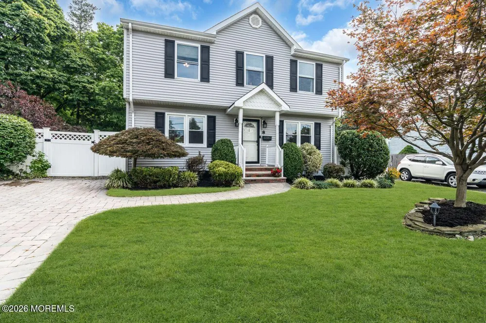 8 Highview Road East Brunswick, NJ 08816