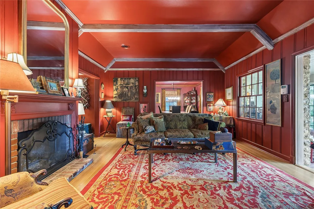 4730 S Columbia Place Tulsa, OK 74105