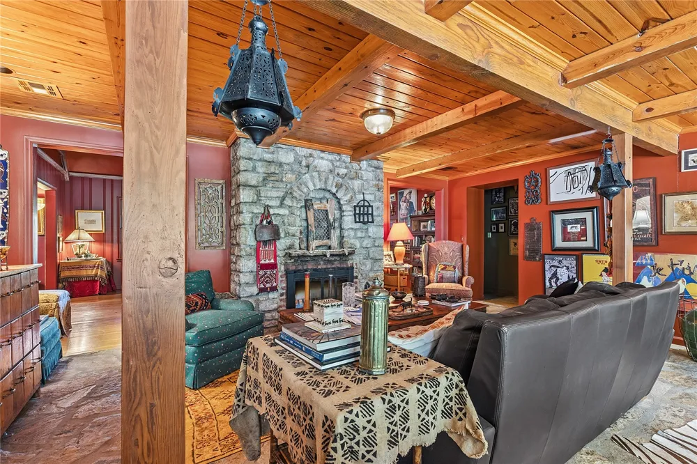 4730 S Columbia Place Tulsa, OK 74105