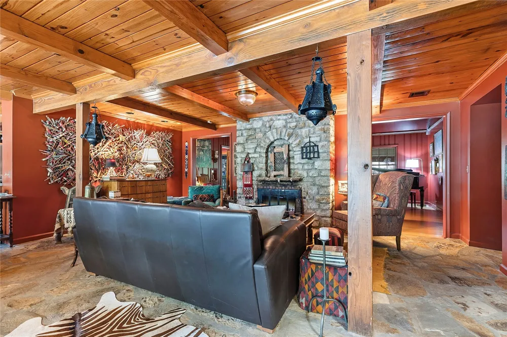 4730 S Columbia Place Tulsa, OK 74105