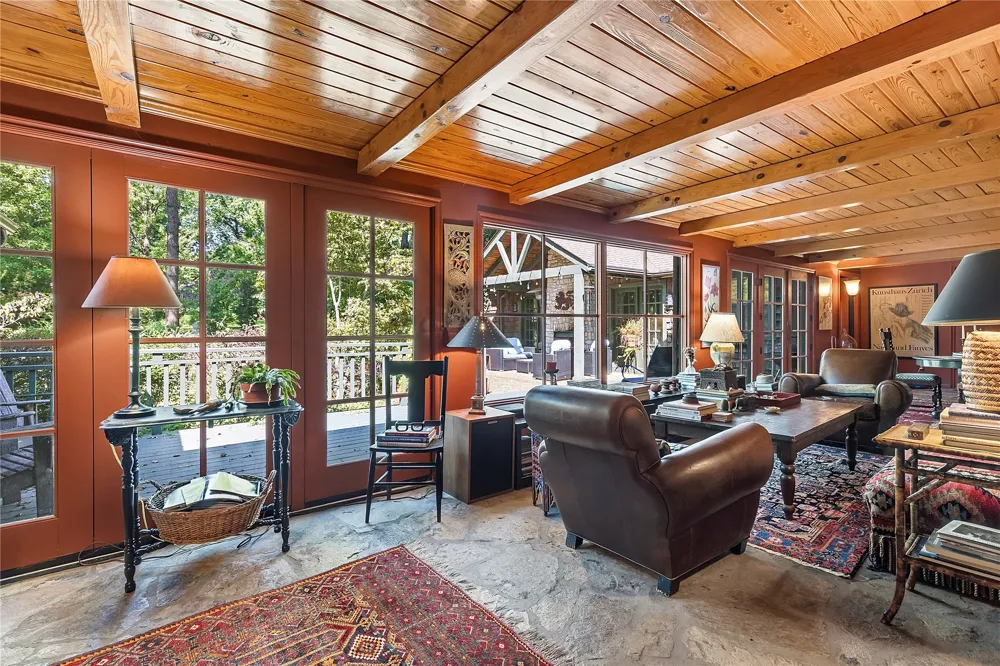 4730 S Columbia Place Tulsa, OK 74105
