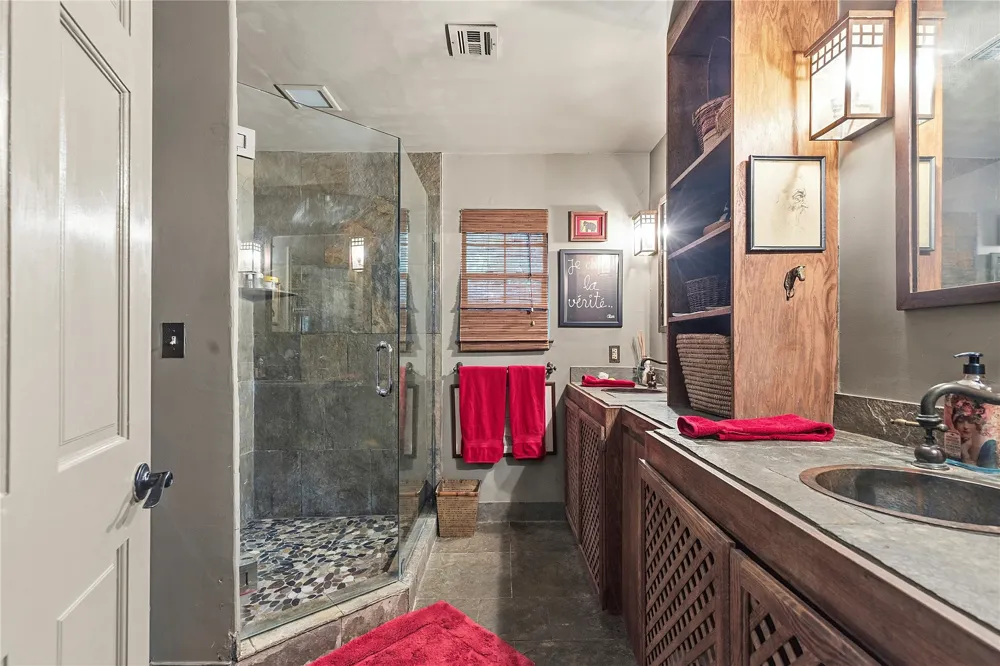 4730 S Columbia Place Tulsa, OK 74105