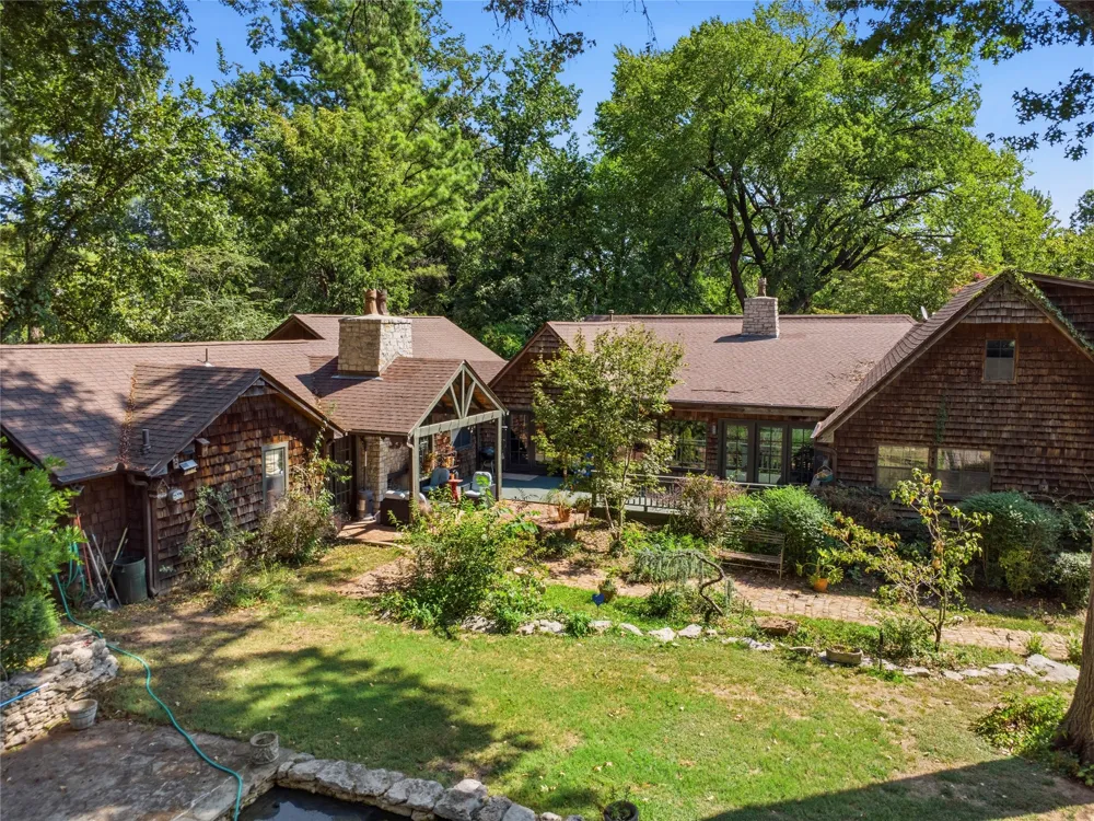 4730 S Columbia Place Tulsa, OK 74105