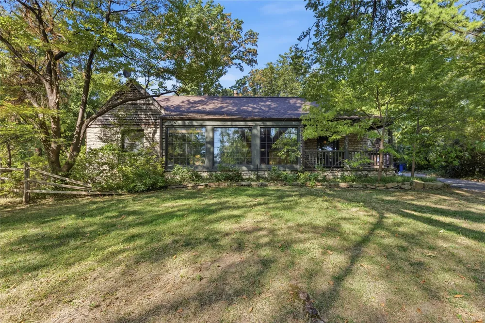 4730 S Columbia Place Tulsa, OK 74105