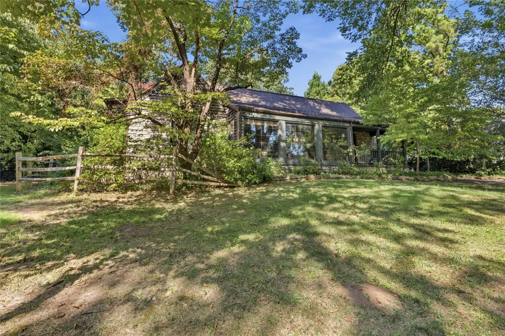 4730 S Columbia Place Tulsa, OK 74105