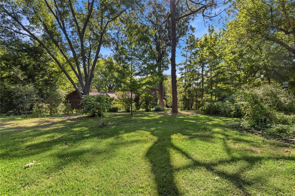 4730 S Columbia Place Tulsa, OK 74105