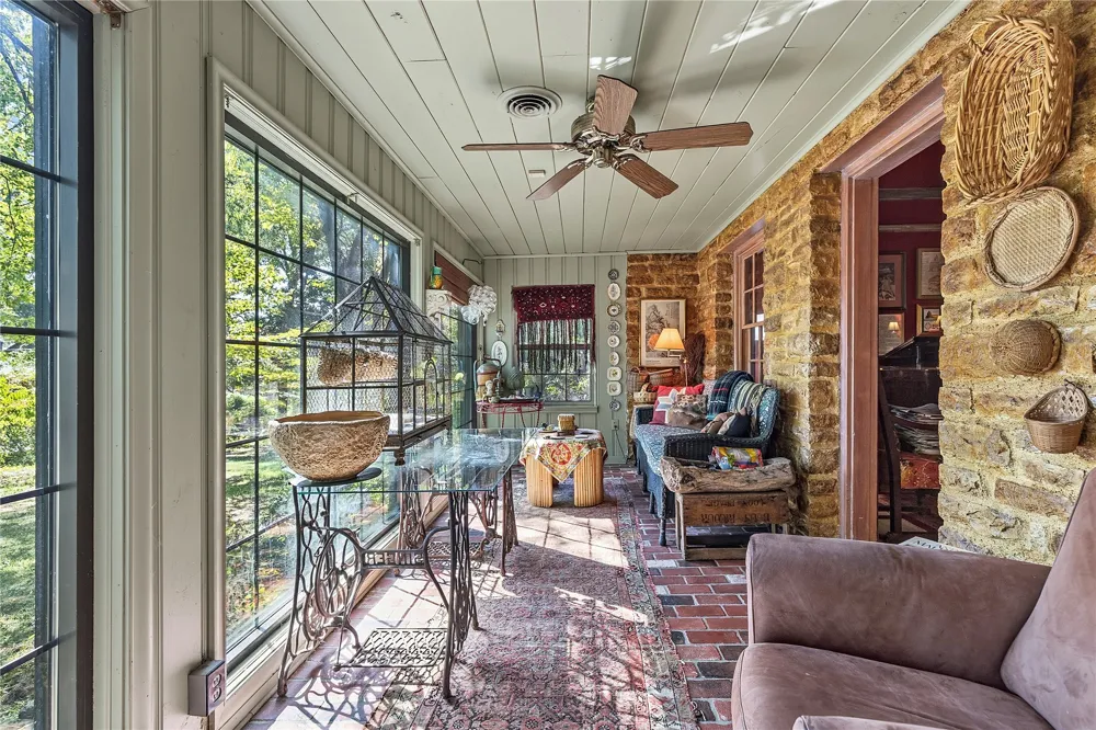 4730 S Columbia Place Tulsa, OK 74105