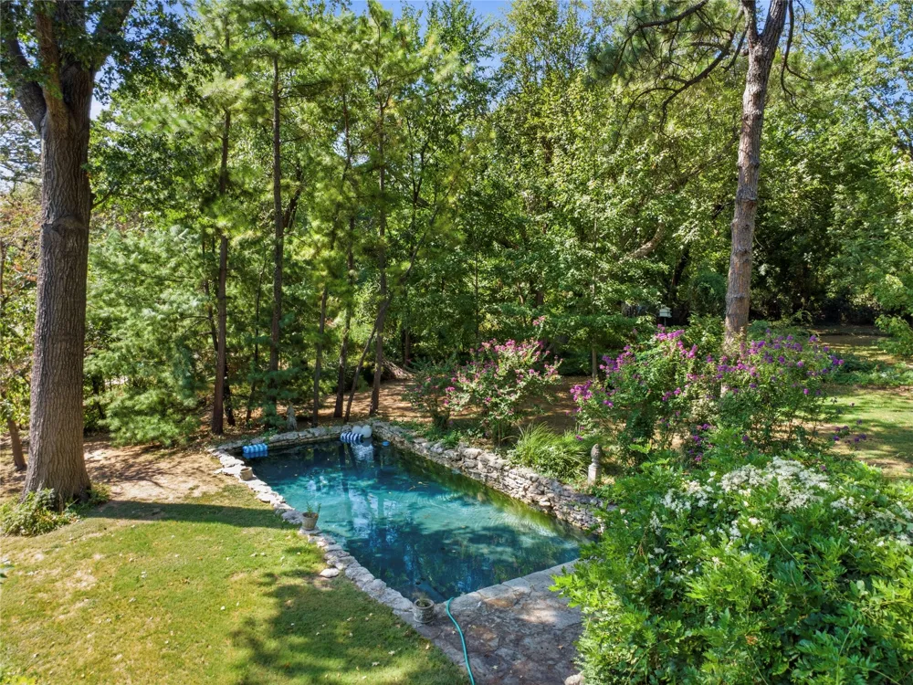 4730 S Columbia Place Tulsa, OK 74105