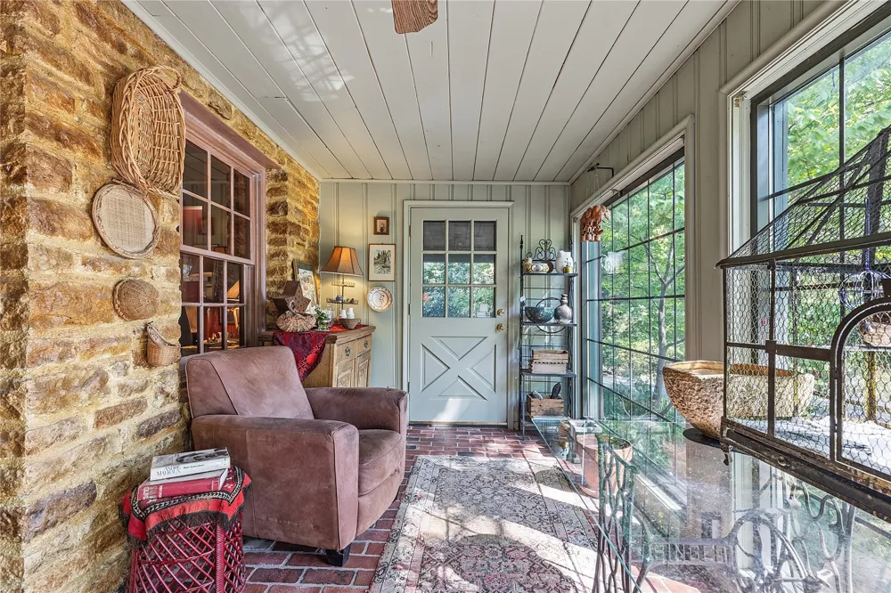 4730 S Columbia Place Tulsa, OK 74105