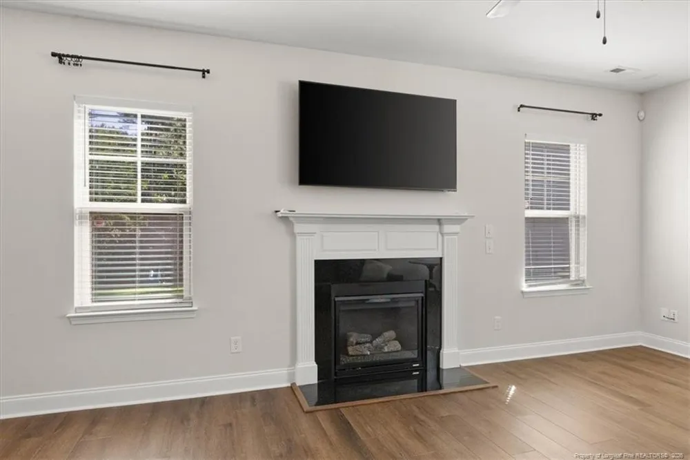 135 Valley Stream Road Spring Lake, NC 28390
