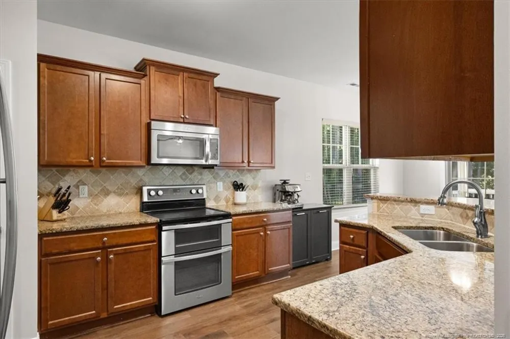135 Valley Stream Road Spring Lake, NC 28390