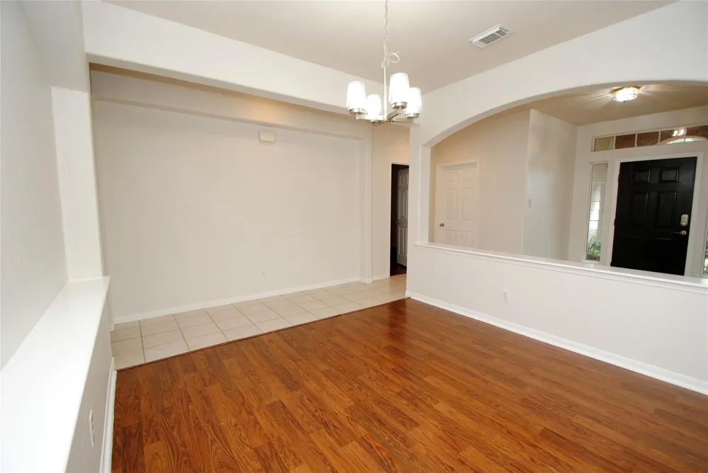 10519 Village Lake Drive Missouri City, TX 77459