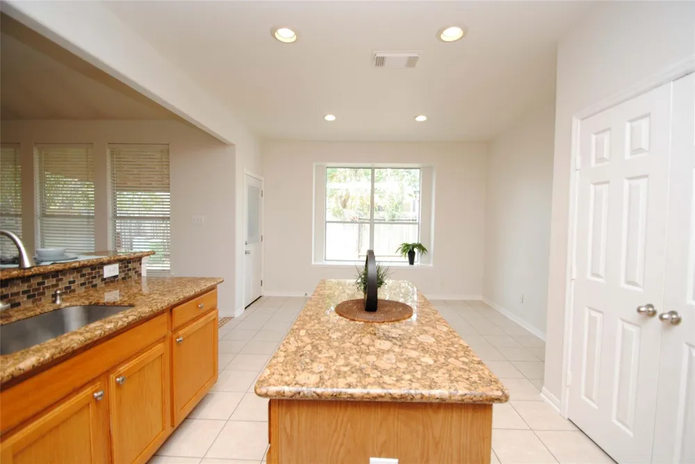 10519 Village Lake Drive Missouri City, TX 77459