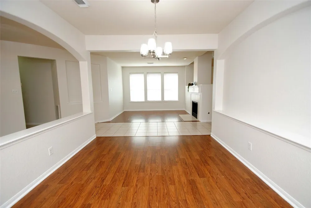 10519 Village Lake Drive Missouri City, TX 77459