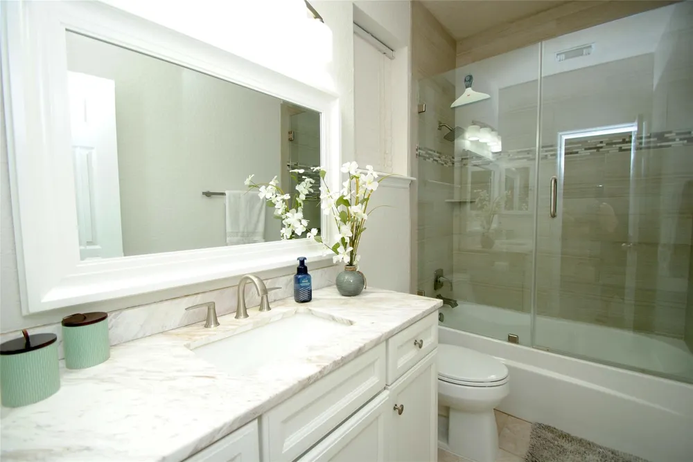 10519 Village Lake Drive Missouri City, TX 77459