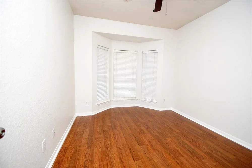 10519 Village Lake Drive Missouri City, TX 77459