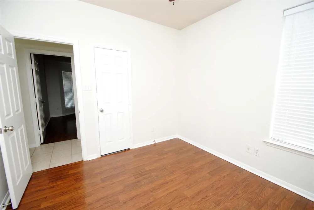 10519 Village Lake Drive Missouri City, TX 77459
