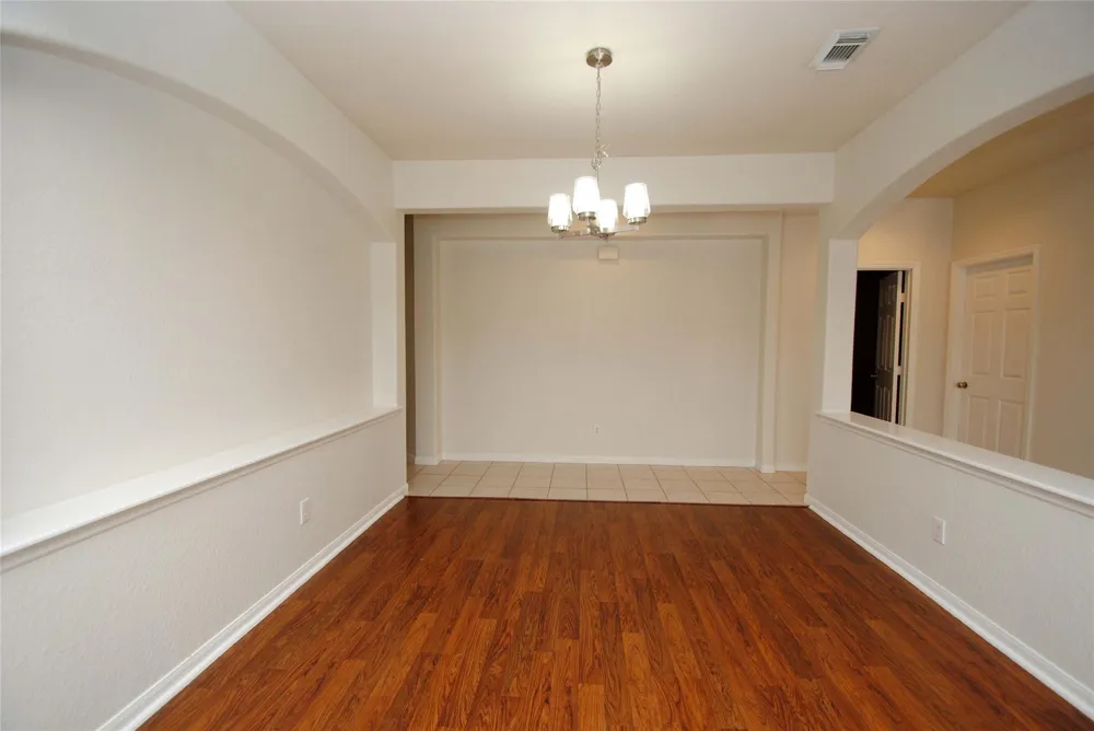 10519 Village Lake Drive Missouri City, TX 77459
