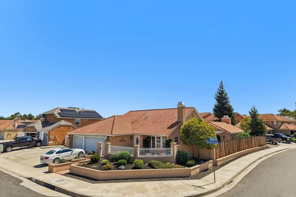 25430 Blackthorne Drive Murrieta, CA 92563
