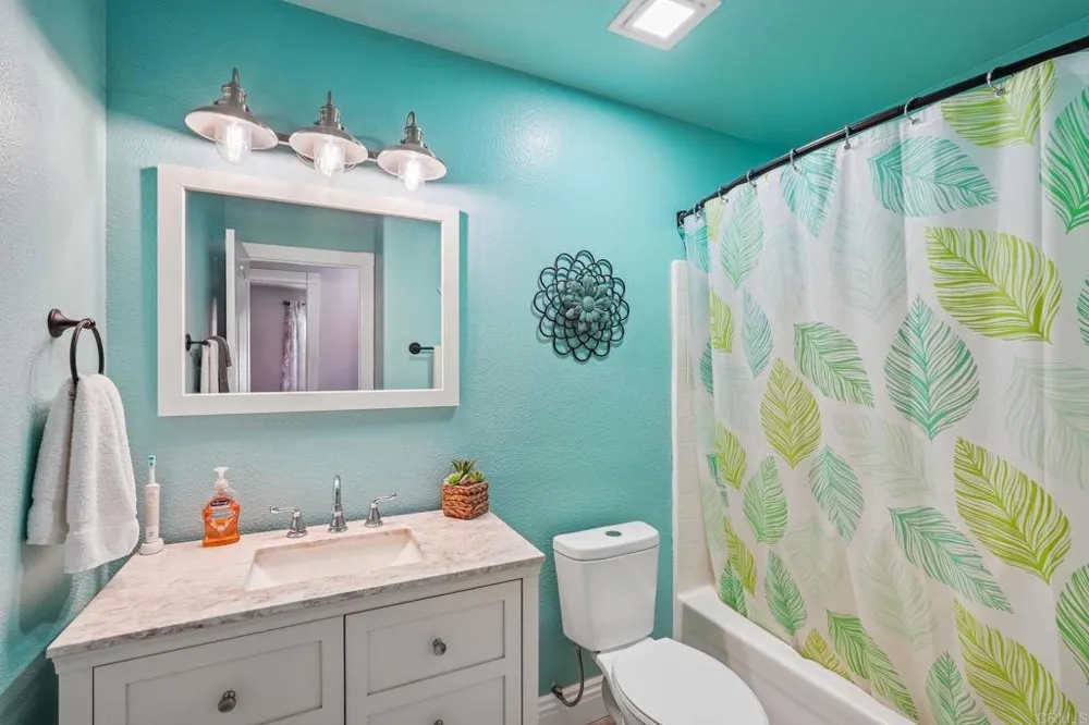 25430 Blackthorne Drive Murrieta, CA 92563