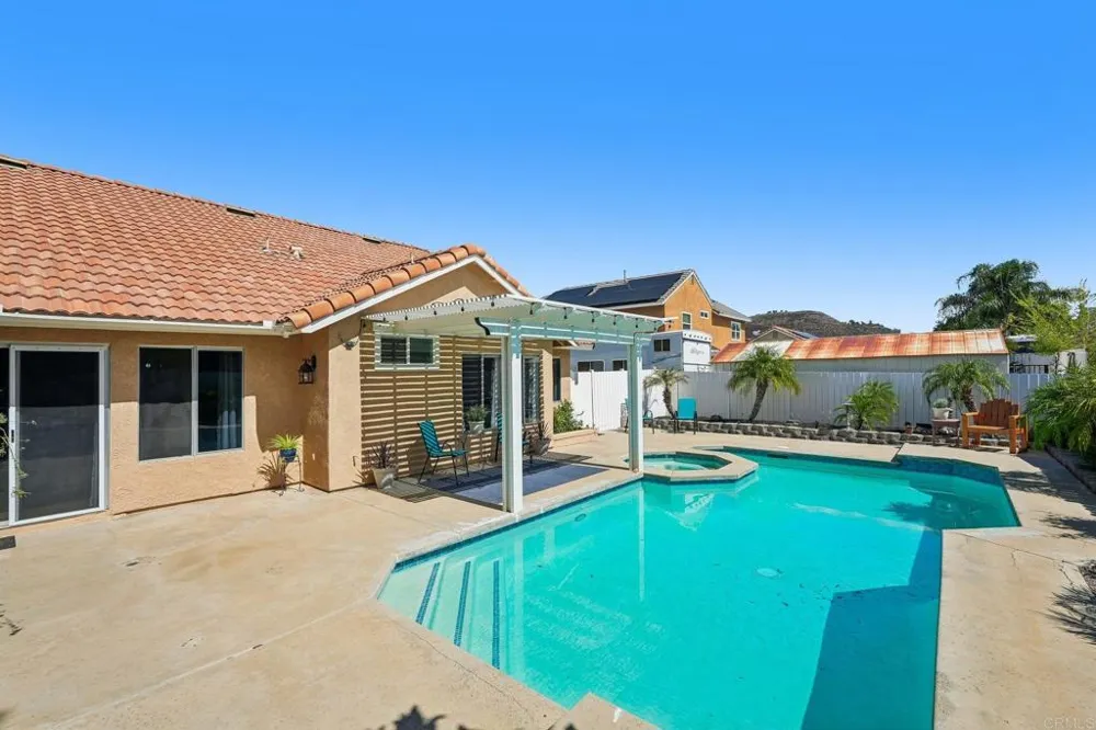 25430 Blackthorne Drive Murrieta, CA 92563