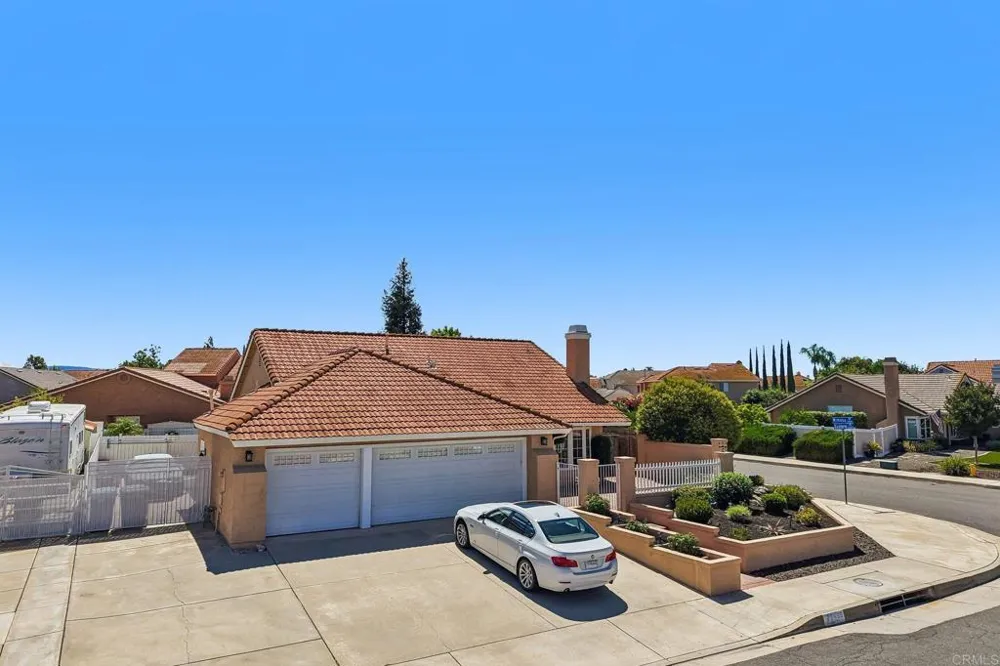 25430 Blackthorne Drive Murrieta, CA 92563
