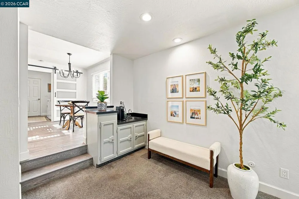 19 Inverness Dr Napa, CA 94558