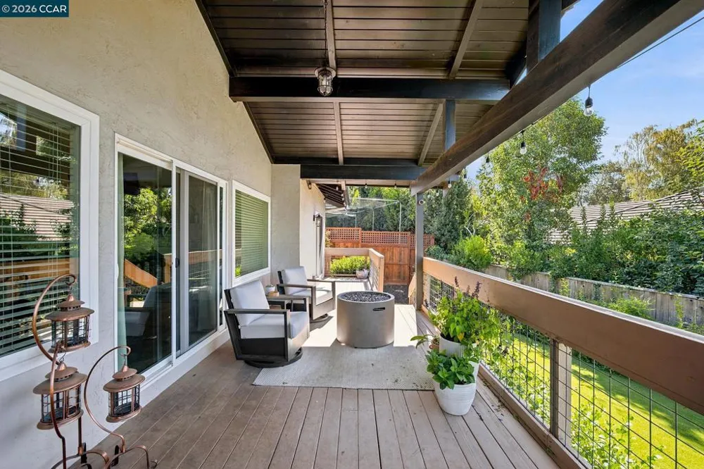 19 Inverness Dr Napa, CA 94558