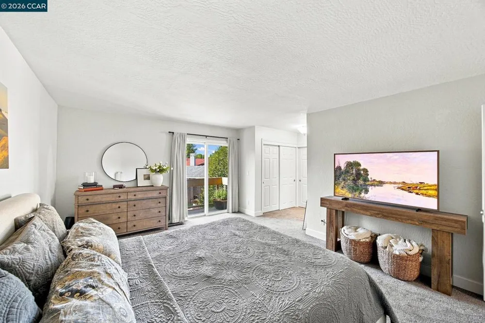 19 Inverness Dr Napa, CA 94558