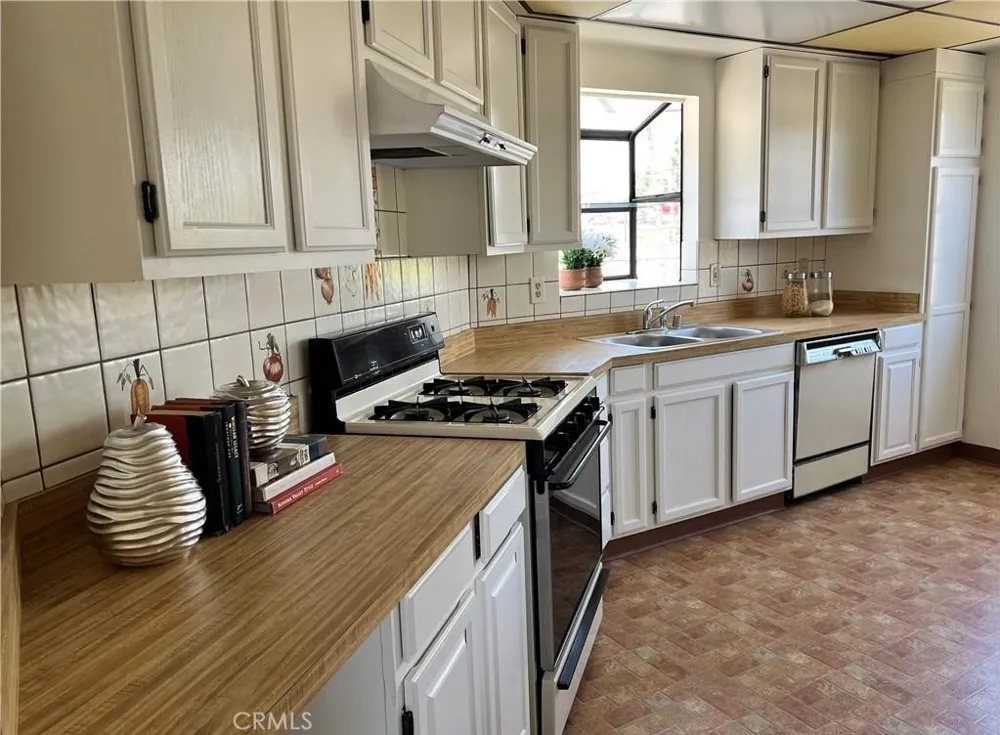 5034 Templeton Street #B El Sereno, CA 90032