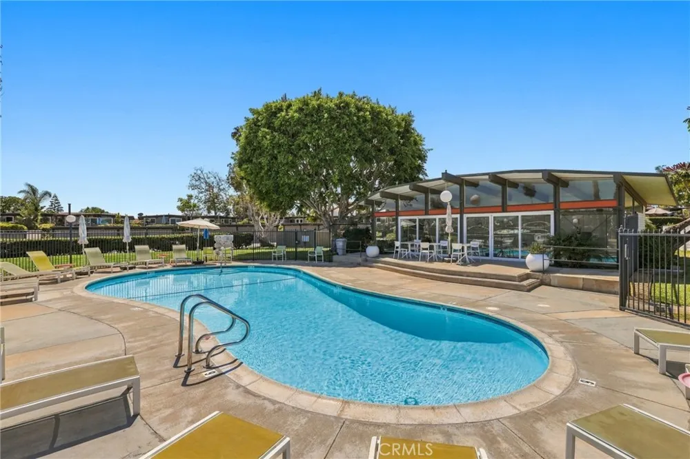 202 Del Gado Road San Clemente, CA 92672