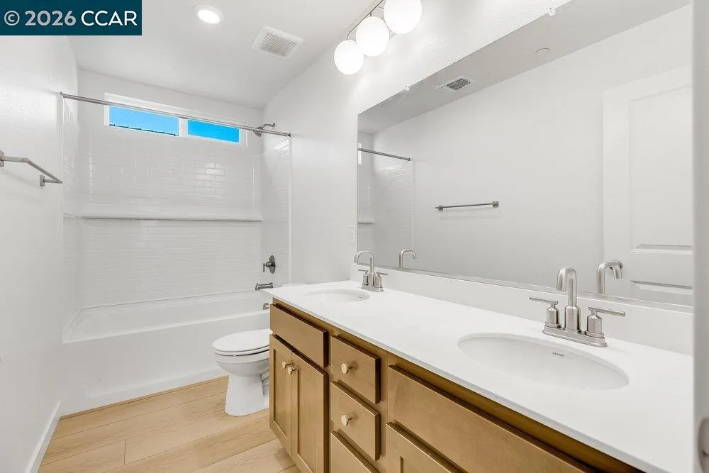 8837 J Sheehan St Elk Grove, CA 95624